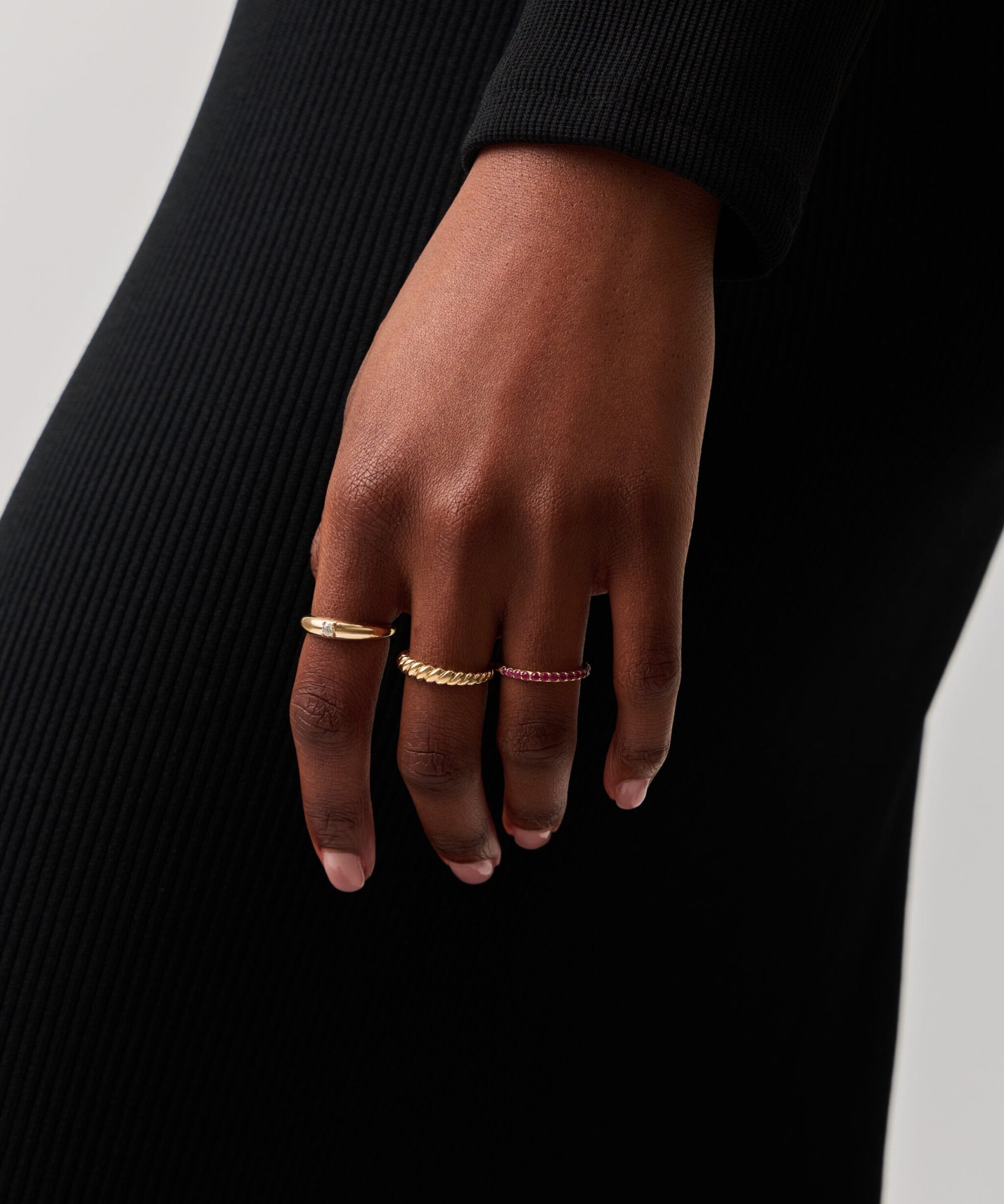 Alternative view of Solid Gold Twisted Classic Ring | 14ct Solid Gold